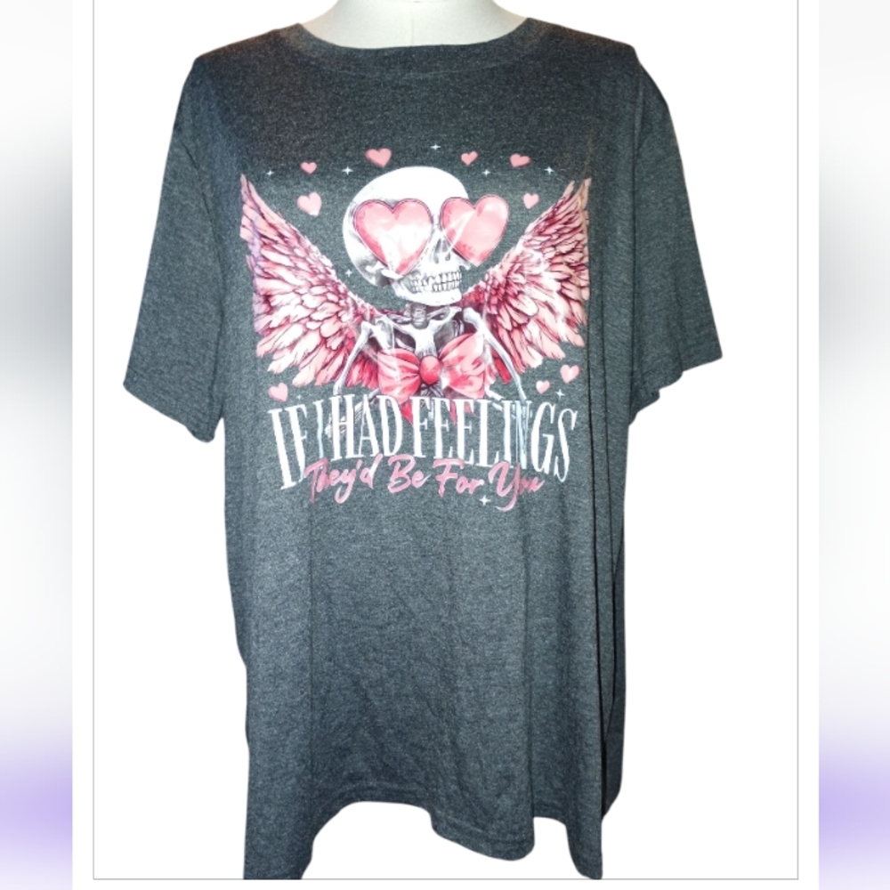 Gray Skull Graphic Short Sleeve Tee